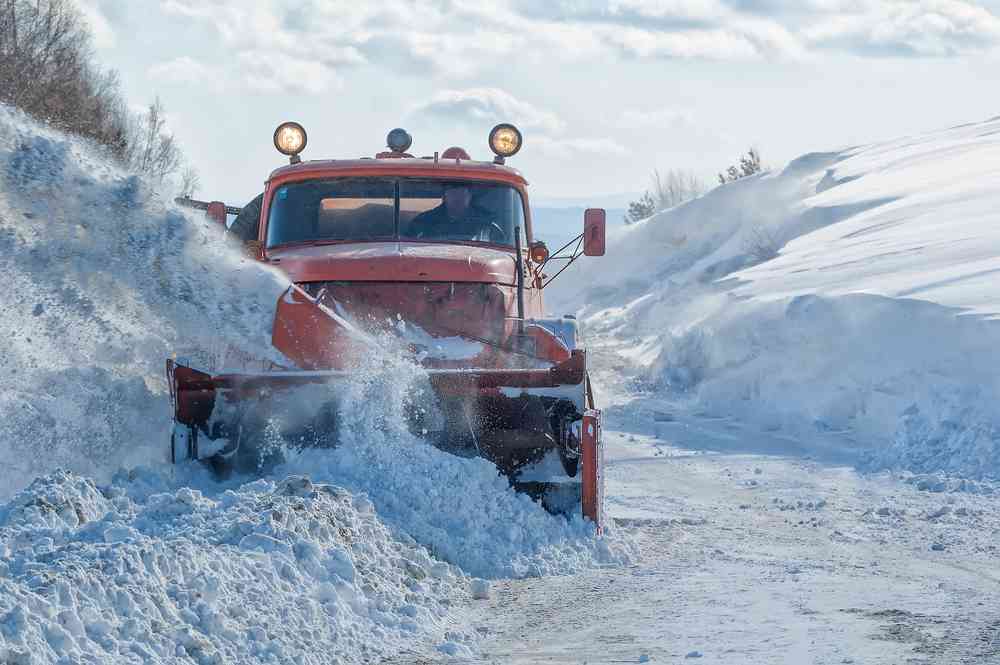 snow removal truck